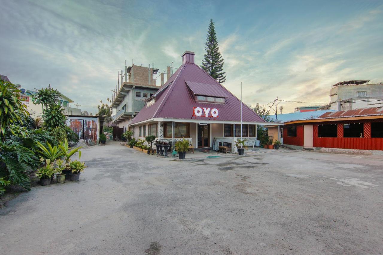 Oyo 799 Hotel Dieng Berastagi Exteriér fotografie
